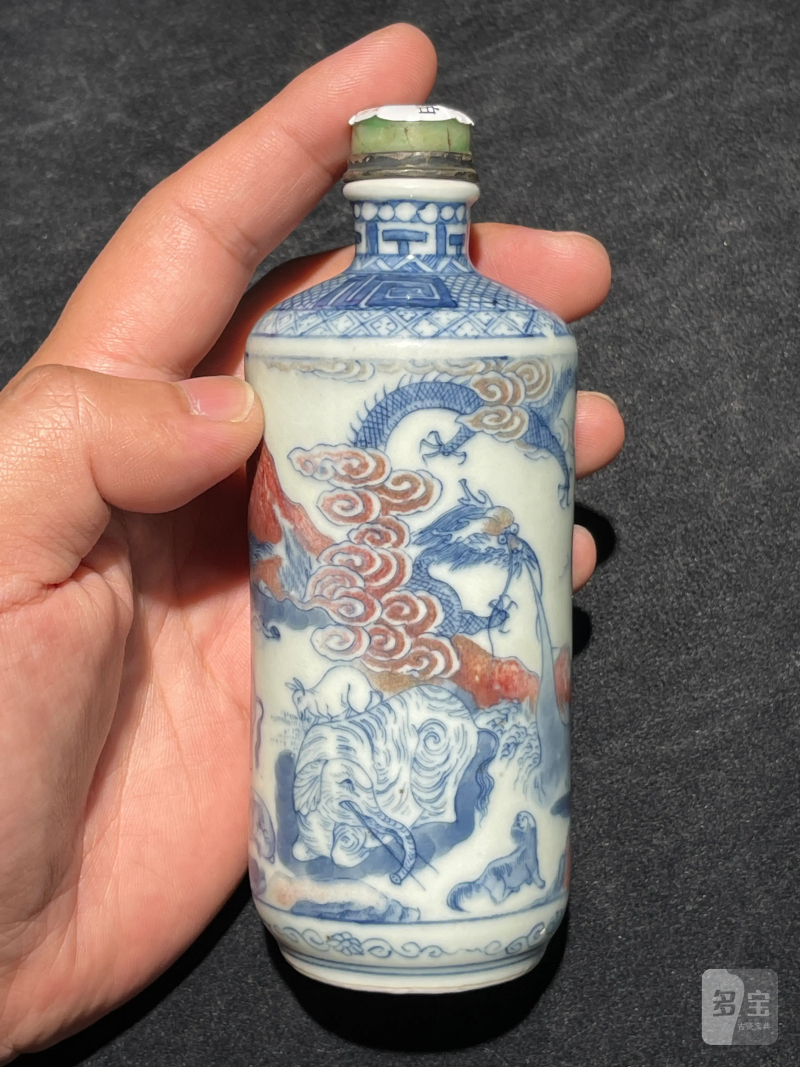 清中期 青花釉里红十二生肖纹鼻烟母壶 - 图2